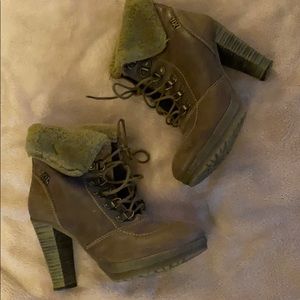 Heeled Combat Boot Size: 7